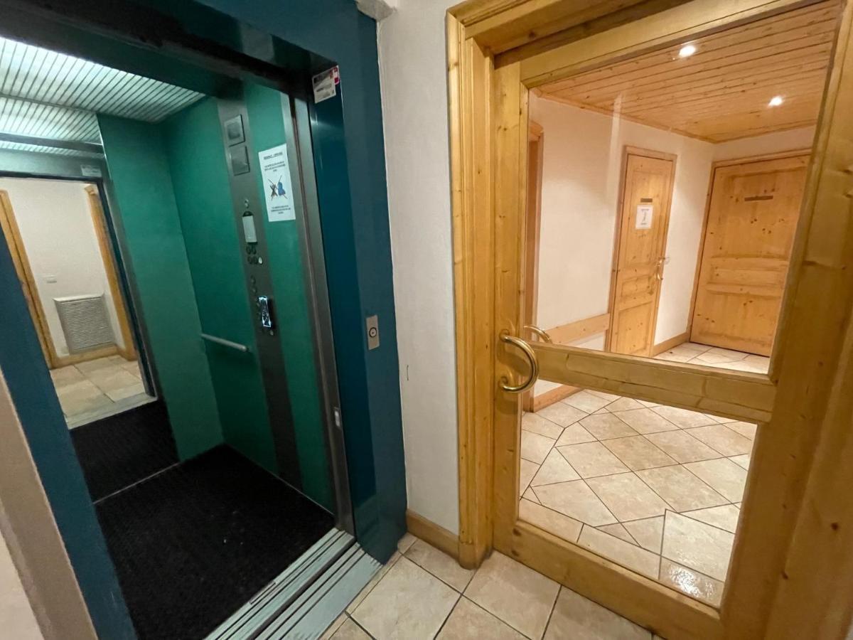 Meribel Centre La Chaudanne, Real Ski In And Out, 3 Bedrooms 2 Bathrooms Newly Renovated, Chalet L'Eperviere Eksteriør billede